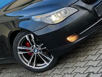 Usata BMW 520 177 CV (130 kW) 2009 Nero Berlina