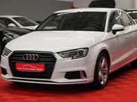 Gebraucht Audi A3 Sport 116 PS (85 kW) 2018 Weiß Limousine