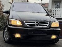 Gebraucht Opel Zafira Executive 147 PS (108 kW) 2004 Schwarz Van / Kleinbus