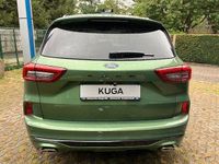 Gebraucht Ford Kuga ST-Line 186 PS (136 kW) 2024 Grün SUV