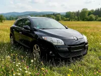 Gebraucht Renault Mégane Dynamique 116 PS (85 kW) 2012 Schwarz Limousine