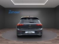 Gebraucht VW Golf VIII Move 110 PS (80 kW) 2024 Grau Limousine