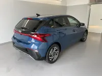 Neu Hyundai i20 90 PS (66 kW) 2026 Vibrant blau metallic Kleinwagen