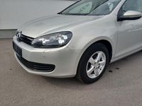 Gebraucht VW Golf VII Trendline 105 PS (77 kW) 2012 Silber Limousine