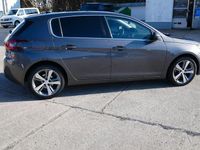 Gebraucht Peugeot 308 Allure 131 PS (96 kW) 2019 Grau Limousine