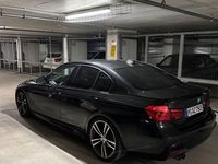 Gebraucht BMW 330 M Sport 252 PS (185 kW) 2016 Schwarz Limousine