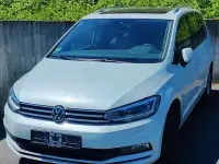Gebraucht VW Touran Highline 150 PS (110 kW) 2022 Weiß Van / Kleinbus