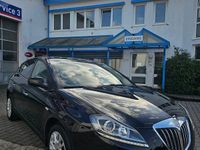 Gebraucht Lancia Delta 120 PS (88 kW) 2010 Schwarz Kleinwagen