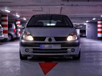 Gebraucht Renault Clio II 72 PS (52 kW) 2003 Grau Kleinwagen