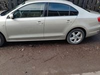 Gebraucht VW Jetta Comfortline 122 PS (89 kW) 2013 Grau Limousine