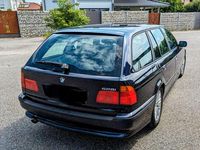 Gebraucht BMW 528 193 PS (141 kW) 1998 Blau Kombi