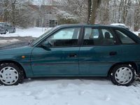 Gebraucht Opel Astra 75 PS (55 kW) 1997 Grün Kombi