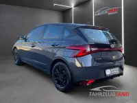 Gebraucht Hyundai i20 Trend 120 PS (88 kW) 2021 Grau Kleinwagen