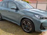 Gebraucht BMW iX1 M Sport 230 kW (313 PS) 2023 Grün SUV
