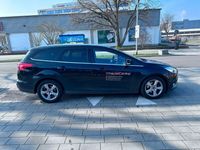 gebraucht Ford Focus Turnier Titanium *Automatik*Xenon*Kamera