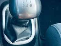 Gebraucht Nissan Tiida 110 PS (80 kW) 2009 Silber Limousine