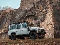 Gebraucht Land Rover Defender 122 PS (89 kW) 2011 Weiß Kombi