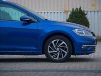 Gebraucht VW Golf VII Join 110 PS (80 kW) 2018 Blau Kombi