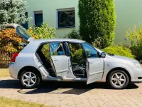Gebraucht Toyota Corolla Sol 97 PS (71 kW) 2003 Silber Limousine