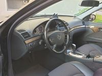 Gebraucht Mercedes E200 Avantgarde 163 PS (119 kW) 2004 Schwarz Limousine