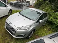 Gebraucht Ford Fiesta 101 PS (74 kW) 2015 Silber Kleinwagen