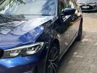 Gebraucht BMW 330 Sport Line 265 PS (194 kW) 2019 Blau Limousine