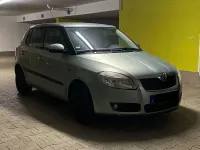 Gebraucht Skoda Fabia 69 PS (50 kW) 2013 Grün Kleinwagen