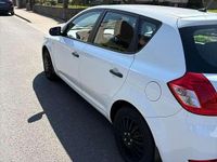 Usata Kia Ceed 109 CV (80 kW) 2012 Bianco Utilitaria