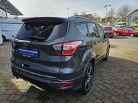 gebraucht Ford Kuga 1.5 EcoBoost 4x4 Aut. Black & Silver