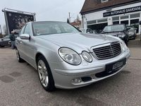 Gebraucht Mercedes E320 Classic 224 PS (164 kW) 2002 Silber Limousine