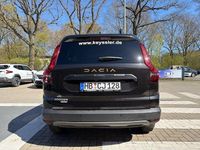 Gebraucht Dacia Jogger Extreme 94 PS (69 kW) 2025 Perlmuttschwarz Van / Kleinbus