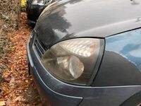 Gebraucht Renault Clio II 100 PS (73 kW) 2005 Grau Kleinwagen