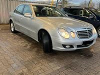 Gebraucht Mercedes E200 136 PS (100 kW) 2009 Silber Limousine