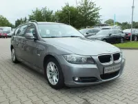 Gebraucht BMW 320 Sport Line 177 PS (130 kW) 2009 Grau Limousine