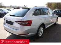 Gebraucht Skoda Superb Style 150 PS (110 kW) 2024 Grau Kombi