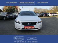 Gebraucht Volvo V40 You! 122 PS (89 kW) 2015 Crystal white pearl / metallic Kombi