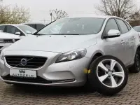 Gebraucht Volvo V40 You! 120 PS (88 kW) 2015 Silber Limousine