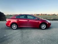Gebraucht Toyota Avensis 132 PS (97 kW) 2011 Rot Limousine
