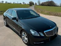 Gebraucht Mercedes E350 Avantgarde 265 PS (194 kW) 2011 Schwarz Limousine