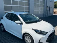 Gebraucht Toyota Yaris 72 PS (52 kW) 2022 Weiß Kleinwagen