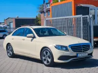 Usata Mercedes E200 150 CV (110 kW) 2018 Beige Berlina