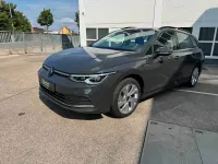 Gebraucht VW Golf VIII Style 150 PS (110 kW) 2024 Uranograu Kombi