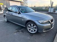 Gebraucht BMW 330 Comfort Edition 245 PS (180 kW) 2010 Grau Kombi
