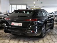 Gebraucht Audi A6 S-Line 204 PS (150 kW) 2025 Mitternachtsgrün metallic Kombi