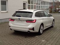 gebraucht BMW 320 d Touring Aut. Sposi, Navi, AHK, Stop&Go, LED