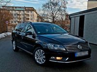 Gebraucht VW Passat 140 PS (102 kW) 2013 Schwarz Kombi