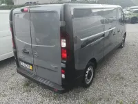 Gebraucht Opel Vivaro 121 PS (88 kW) 2017 Grau Van / Kleinbus