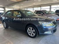 Gebraucht Skoda Octavia Elegance 160 PS (117 kW) 2012 Grau Limousine