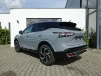 Neu Nissan Qashqai Tekna+ 158 PS (116 kW) 2026 Grau SUV