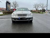 Gebraucht Mercedes E200 122 PS (89 kW) 2004 Silber Limousine